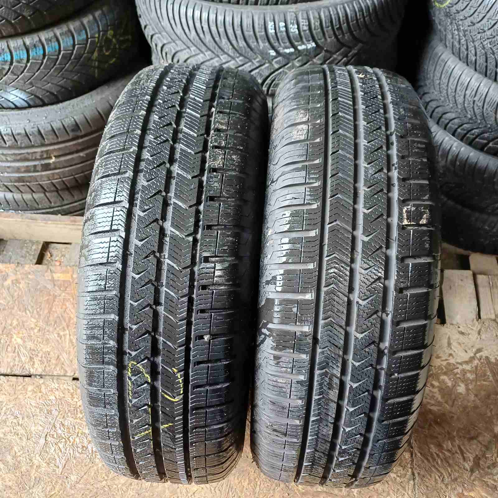 Vredestein quatrac 5 215/70R16